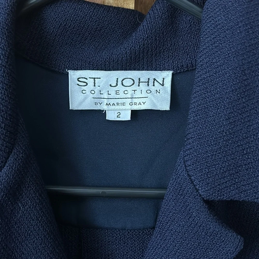 St John Collection Santana Knit Gold Buttoned Front Cardigan. Size 2/ Small - Picture 4 of 13